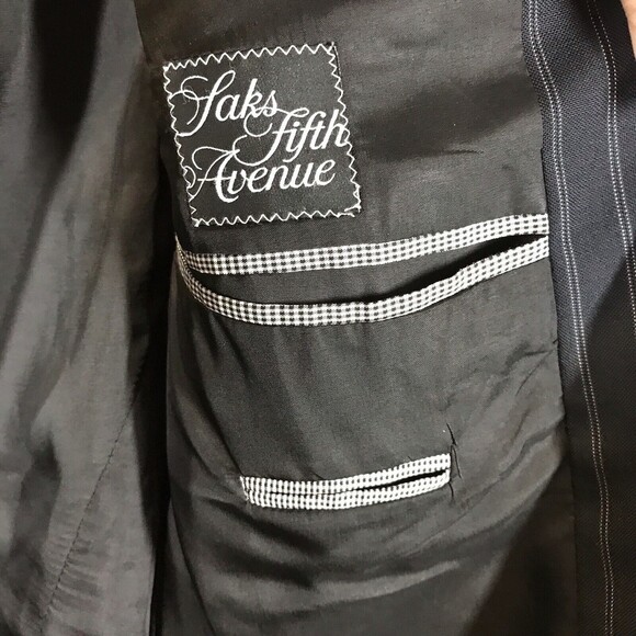 Armoni Collezioni Men's Pin Striped Blazer Size 42R Italy Wool Gomez Addams - Picture 11 of 13